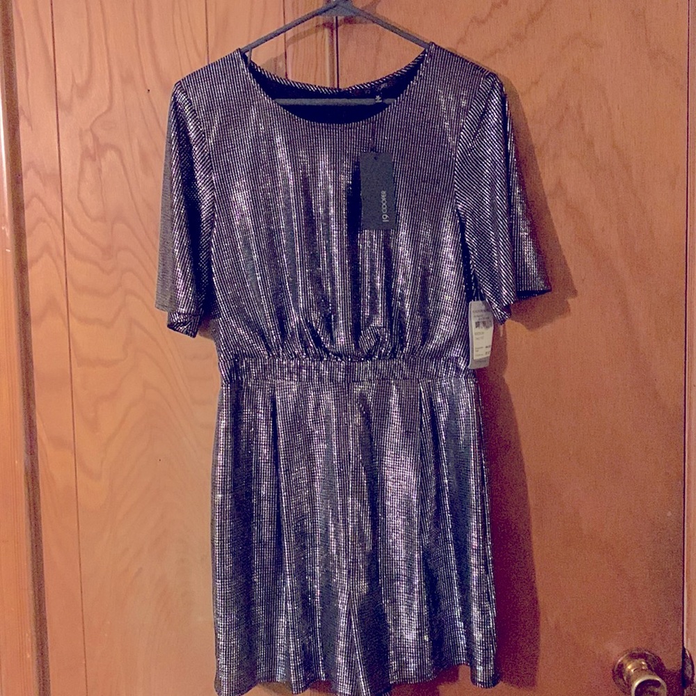 Black and silver one pice short